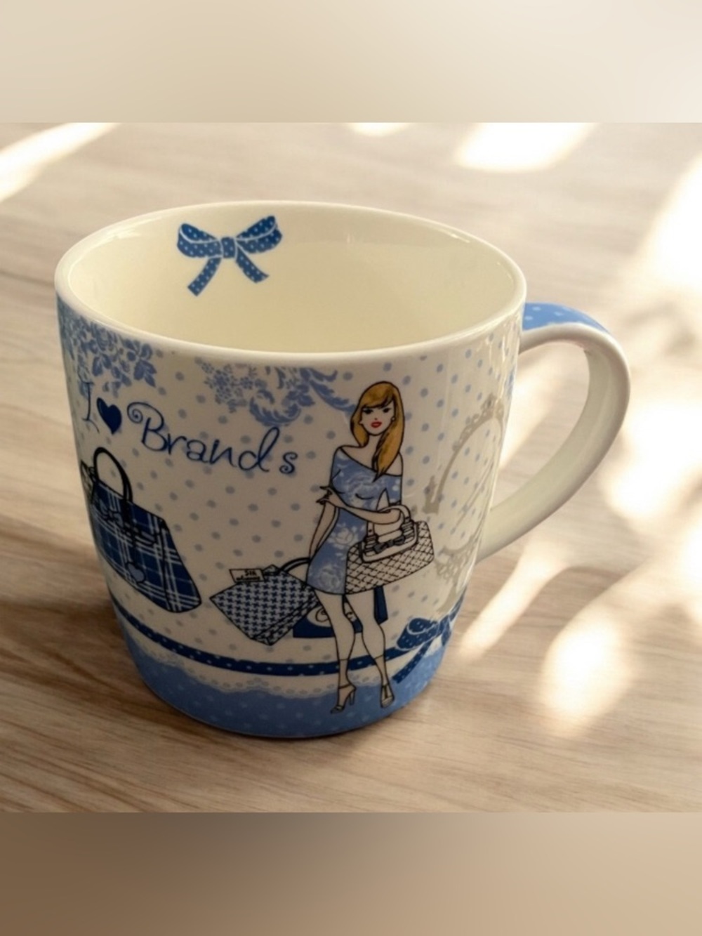 I Love Brands Fashion Shopping Designer Mug Easy Life Design Blue White Ribbon